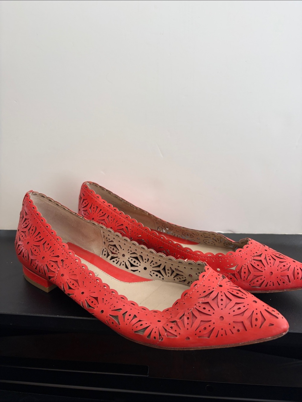 Women's Coral Laser-Cut Pointed Flats